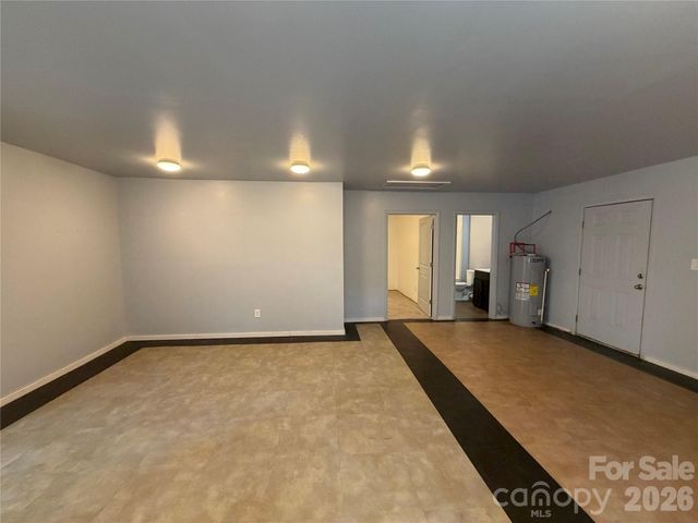 4614 Hickory Grove Road, Mount Holly, NC 28120