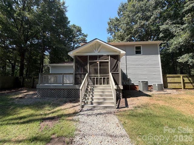 4614 Hickory Grove Road, Mount Holly, NC 28120