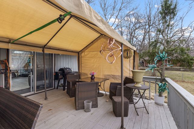 1708 PARKVIEW, Rockford, IL 61107