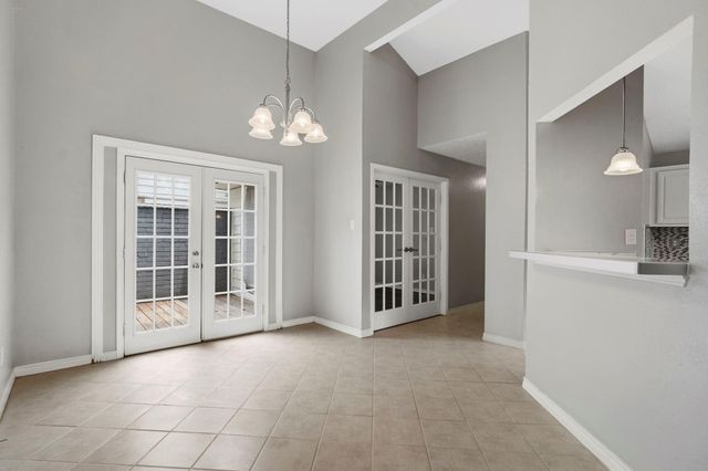 2019 Creek Valley Lane, Sugar Land, TX 77478