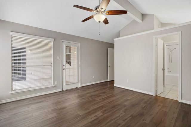 2019 Creek Valley Lane, Sugar Land, TX 77478