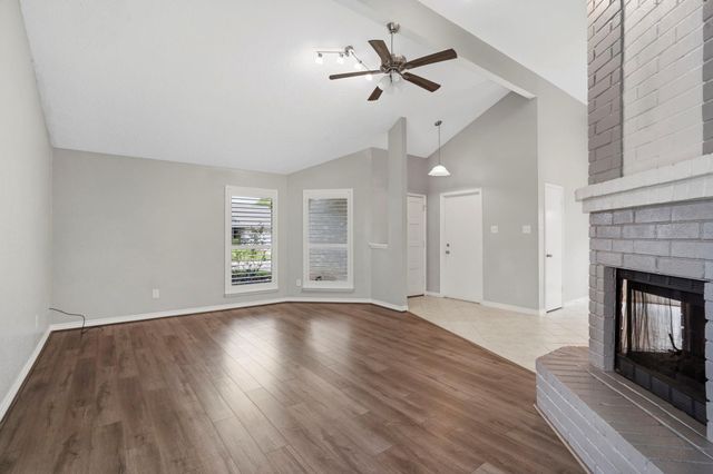 2019 Creek Valley Lane, Sugar Land, TX 77478