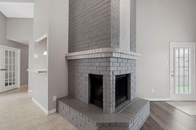 2019 Creek Valley Lane, Sugar Land, TX 77478