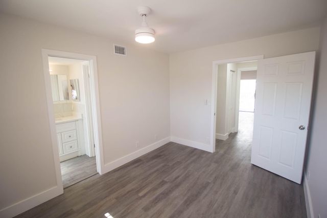 223 SE 11th Avenue 223, Pompano Beach, FL 33060
