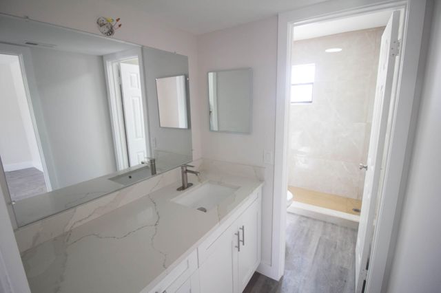 223 SE 11th Avenue 223, Pompano Beach, FL 33060