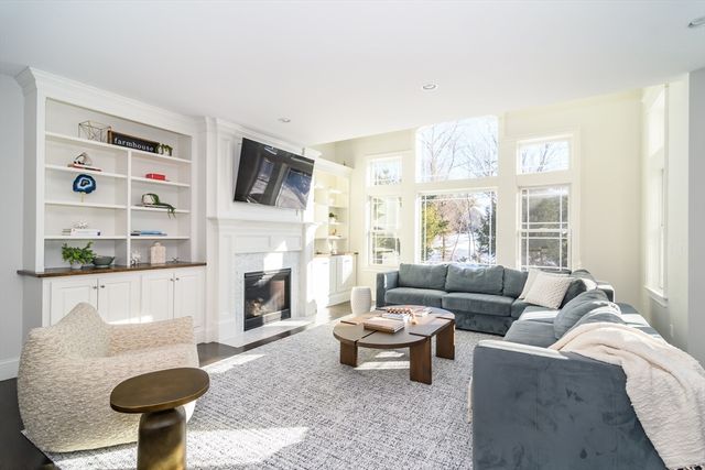 23 Covered Bridge Lane, Wayland, MA 01778