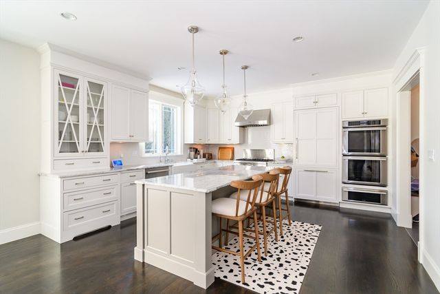 23 Covered Bridge Lane, Wayland, MA 01778