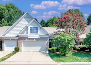 4436 Glenlea Commons Drive, Charlotte, NC 28216