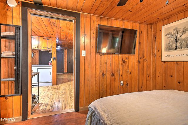 378 Laura Land, Bristol, TN 37620