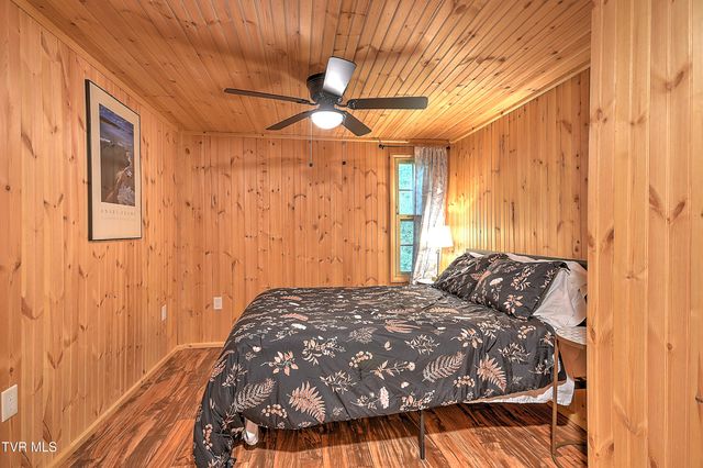 378 Laura Land, Bristol, TN 37620