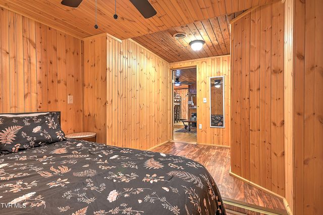 378 Laura Land, Bristol, TN 37620