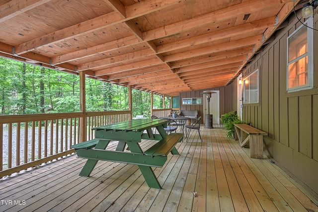 378 Laura Land, Bristol, TN 37620