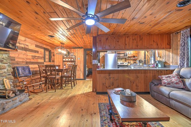378 Laura Land, Bristol, TN 37620