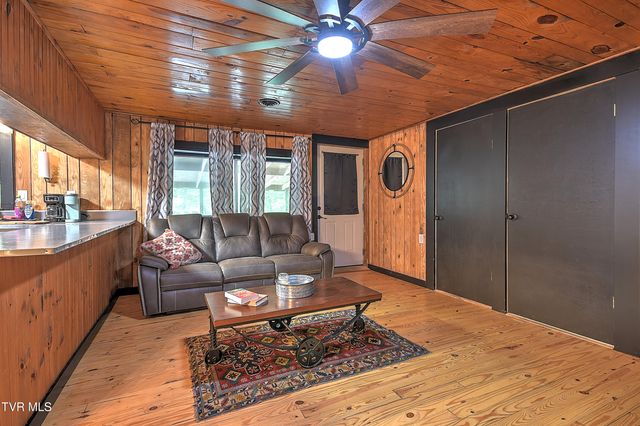 378 Laura Land, Bristol, TN 37620