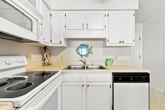 301 E Commerce Way Road 254, Atlantic Beach, NC 28512