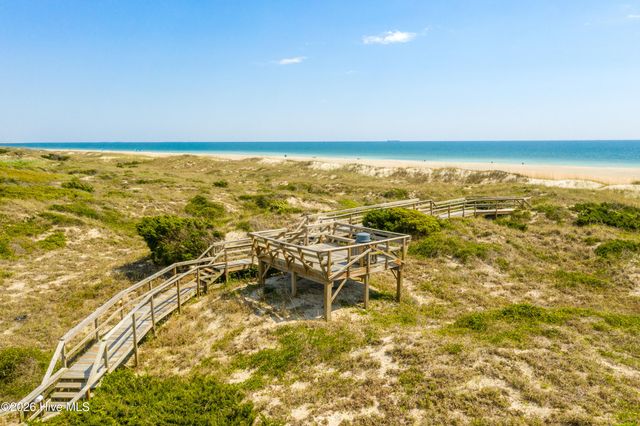 301 E Commerce Way Road 254, Atlantic Beach, NC 28512
