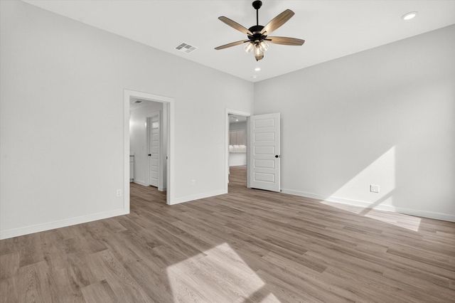 805 E 30th Street, Wolfforth, TX 79382