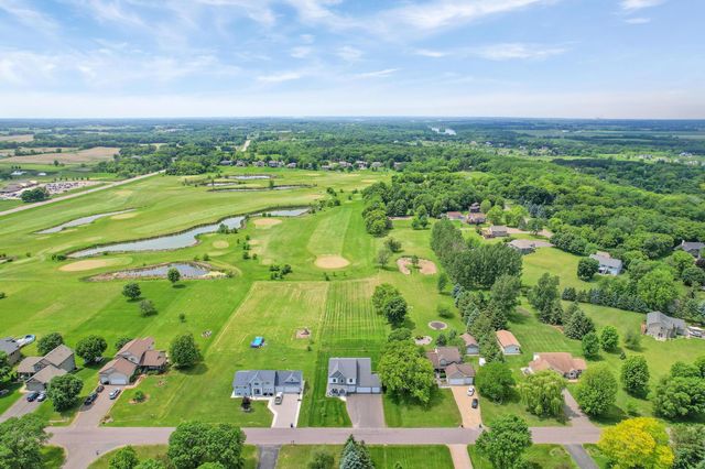 9867 Kahler Avenue NE, Monticello, MN 55362