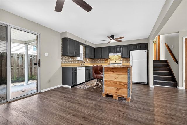 201 Golf Ave, Ellport Boro, PA 16117