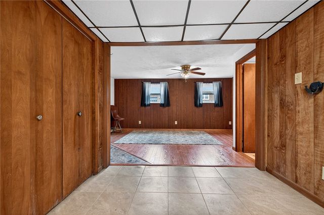 201 Golf Ave, Ellport Boro, PA 16117