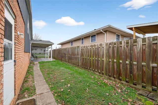 201 Golf Ave, Ellport Boro, PA 16117