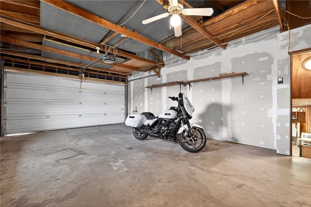 201 Golf Ave, Ellport Boro, PA 16117