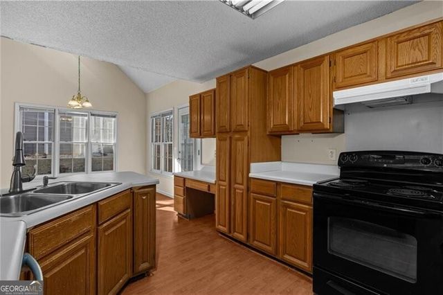 2155 Southbrook Ridge NW, Kennesaw, GA 30152