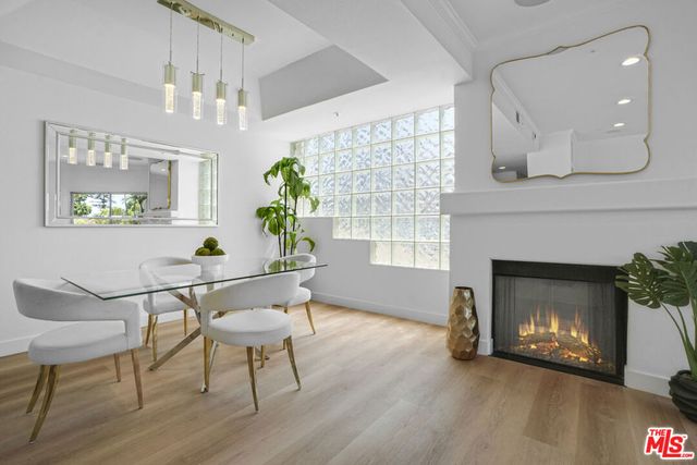 12773 Caswell Avenue 101, Los Angeles, CA 90066