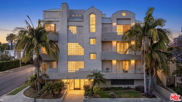 12773 Caswell Avenue 101, Los Angeles, CA 90066