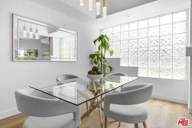 12773 Caswell Avenue 101, Los Angeles, CA 90066