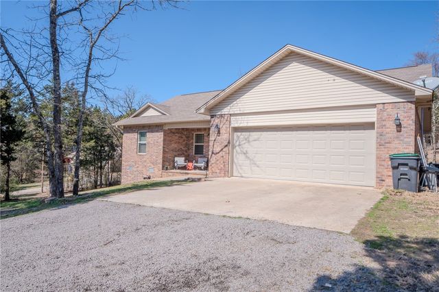 197 Pebble Branch Lane, Russellville, AR 72802