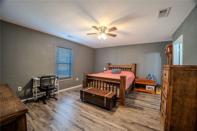 197 Pebble Branch Lane, Russellville, AR 72802