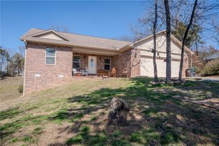 197 Pebble Branch Lane, Russellville, AR 72802