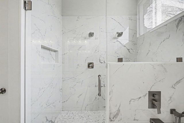 5128 Brittany Dr, Old Hickory, TN 37138