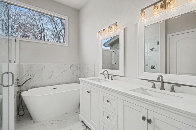 5128 Brittany Dr, Old Hickory, TN 37138