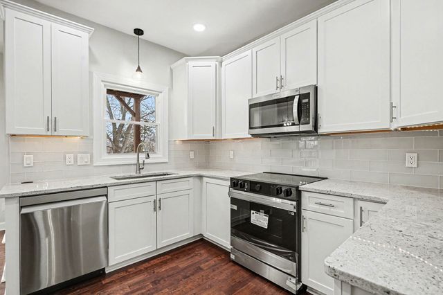 5128 Brittany Dr, Old Hickory, TN 37138