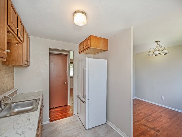 118 Courtney Dr, Penn Hills, PA 15147