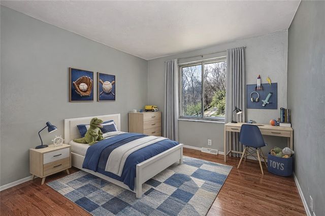 118 Courtney Dr, Penn Hills, PA 15147