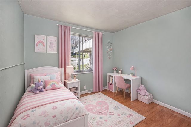 118 Courtney Dr, Penn Hills, PA 15147