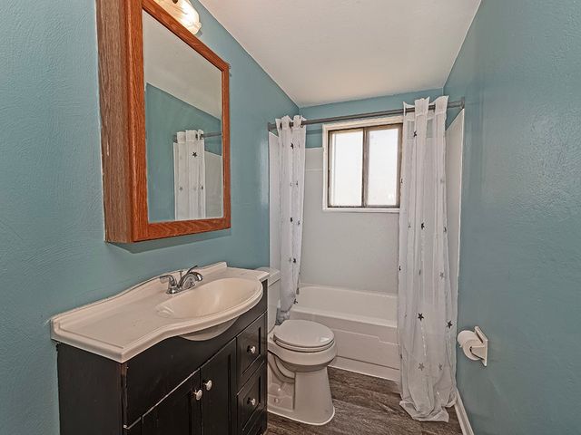 118 Courtney Dr, Penn Hills, PA 15147