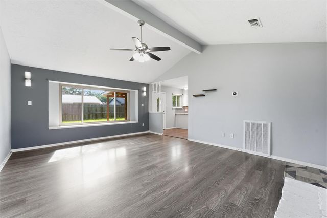 8614 Sherrywood Drive, Houston, TX 77044