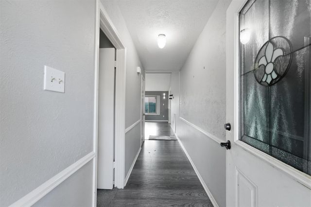 8614 Sherrywood Drive, Houston, TX 77044