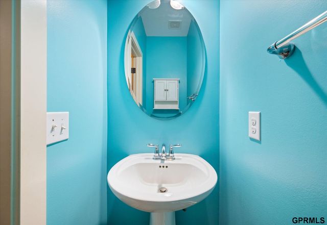 2309 Alexandria Road, Papillion, NE 68133