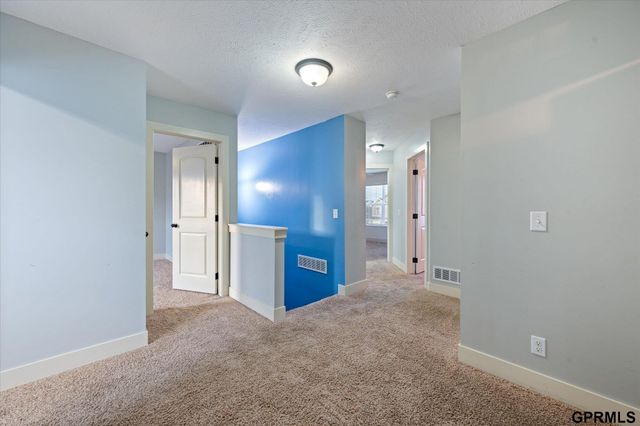 2309 Alexandria Road, Papillion, NE 68133