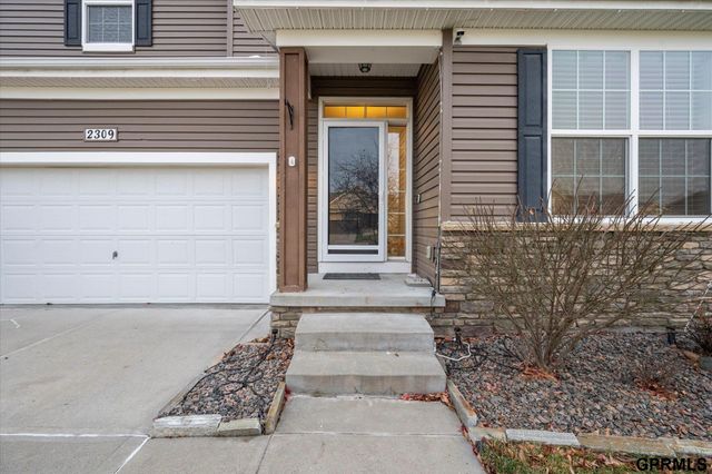 2309 Alexandria Road, Papillion, NE 68133