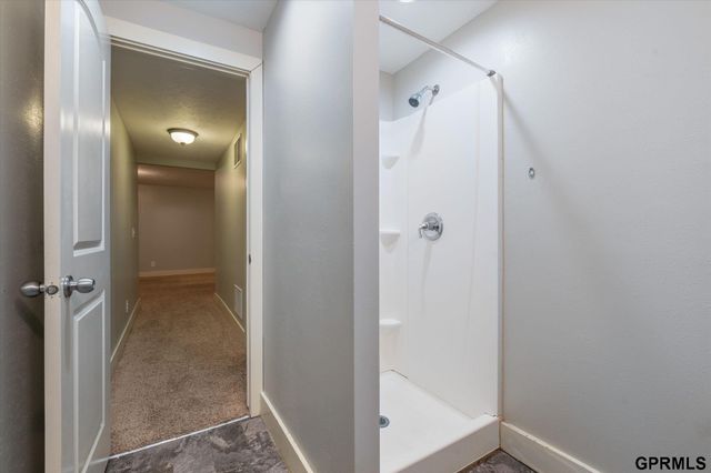 2309 Alexandria Road, Papillion, NE 68133