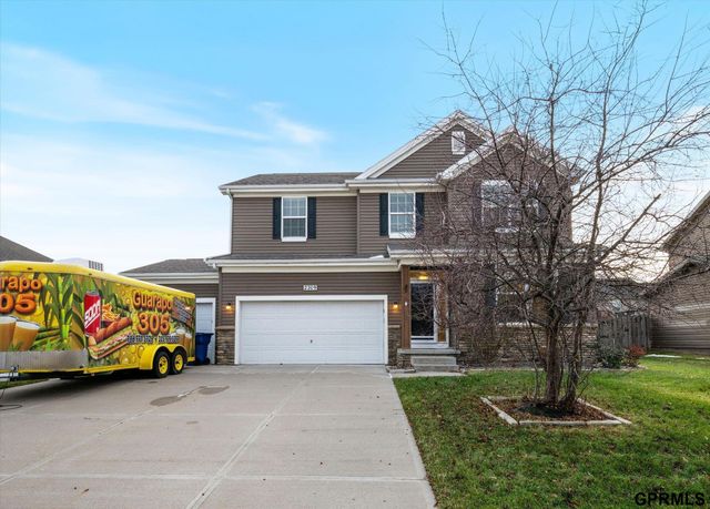 2309 Alexandria Road, Papillion, NE 68133