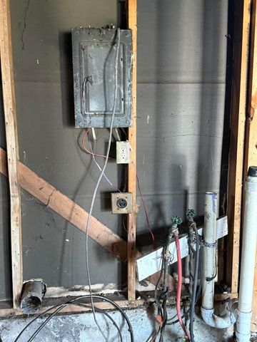 721 E 15th Avenue, Pampa, TX 79065