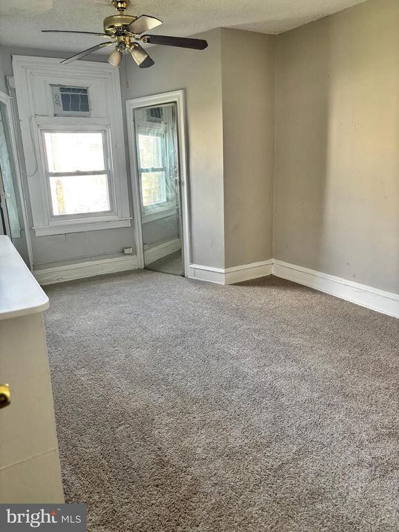 4921 N HUTCHINSON ST, Philadelphia, PA 19141