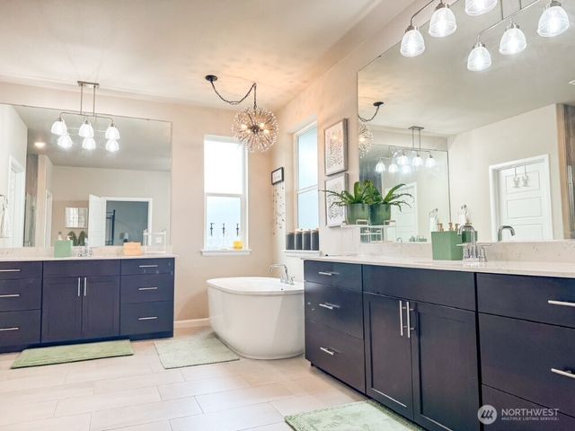 32938 Ash Avenue SE, Black Diamond, WA 98010